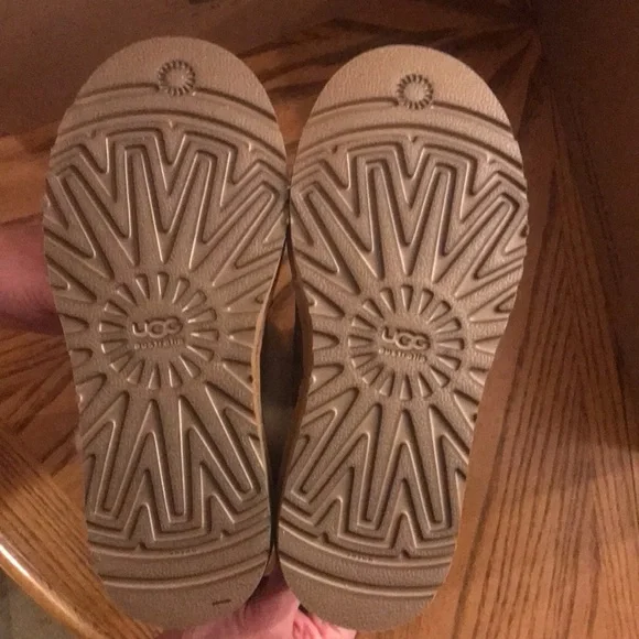 Girls UGG Boots (size2) K SUNSPARKLE 5274 K/CHE - Picture 3 of 5